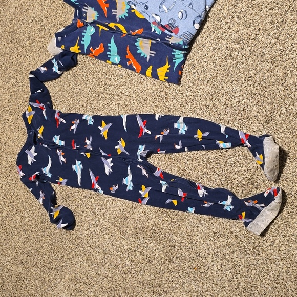 Lot of 4 Carter's Boys Pajamas size 4 - Picture 2 of 5